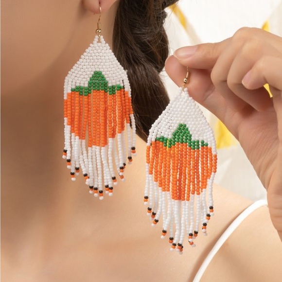 Halloween Pumpkin Fall Beaded Earrings - Picture 2 of 2